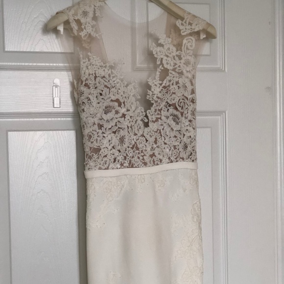 Pronovias Atelier Vicenta Wedding Dress - Picture 6 of 8